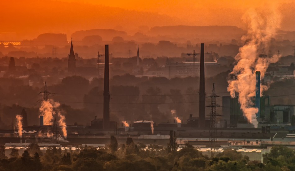C'est la première fois que des données sur la pollution de l'air et la durée de vie ont été étudiées ensemble afin d'examiner les variations globales de la façon dont elles affectent l'espérance de vie globale. (Image : via Pixabay / CC0 1.0)