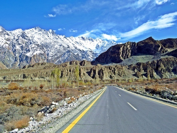 La Chine et le Pakistan effectuent des échanges par la route du Karakoram. (Image: 123RF )