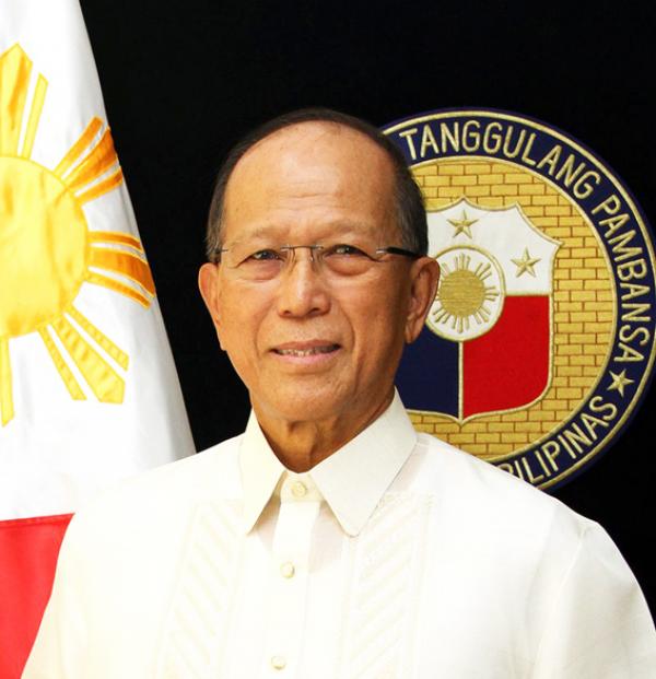 Delfin Lorenzana, secrétaire à la Défense nationale des Philippines. (Image: wikimedia)