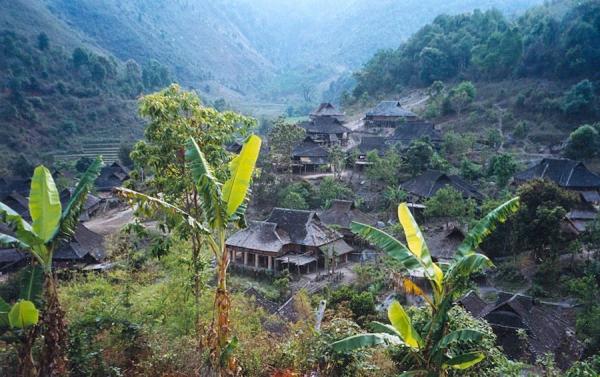 Village Manpo dans la verdure à Yunnan. (Image : Wikimedia / Doron / CC BY-SA 3.0)