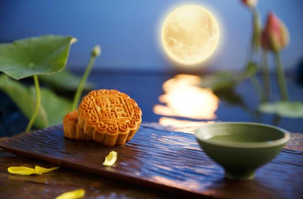 Le gâteau de lune, ou yue bing, est une pâtisserie savoureuse que l'on déguste habituellement pendant le Festival de la Lune (Image : Shenyunperformingarts.org)