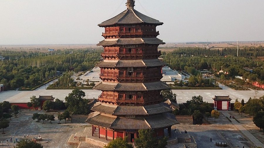 Dans la pagode en bois de Yingxian, interdiction d’accès à partir du premier étage. (Photo : Charlie fong / Wikipedia / CC BY-SA 4.0)