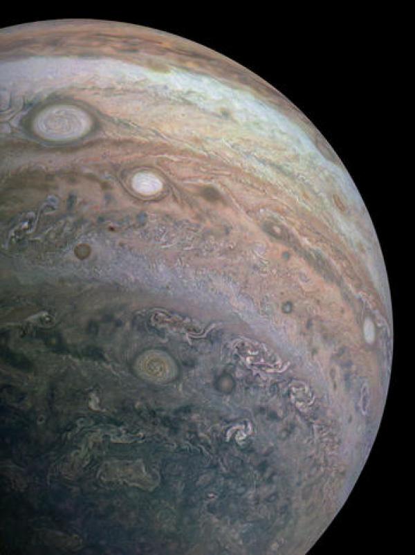 Image du vaisseau spatial Juno de la NASA de Jupiter, la plus grande planète de notre système solaire. (Image : NASA / JPL-Caltech / SwRI / MSSS)