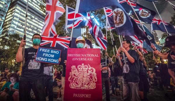 Boris Johnson a annoncé que les détenteurs d’un passeport BNO (British National Overseas) obtiendraient la citoyenneté britannique. (Image : Capture d’écran / YouTube)