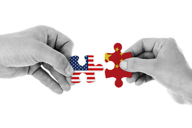 Face aux Etats-Unis, seule la Chine apparaît comme un pouvoir concurrent. C’est donc la raison pour laquelle ces deux pays affichent leurs ambitions respectives sur l’ensemble des dossiers internationaux. (Image : Henrikas Mackevicius / Pixabay)