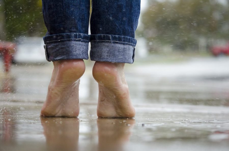 Marcher sur la pointe des pieds peut sembler être un exercice banal, mais en fait cette méthode pour se maintenir en bonne santé ne date pas d’aujourd’hui. (Image : Pixels / CC0 1.0)