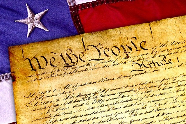 Scène de la signature de la Constitution des États-Unis. (Image : Wynn Pointaux / Pixabay)