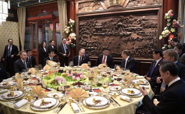 Xi Jinping limitera-t-il la nourriture lors de son banquet avec les dirigeants étrangers ? (Image : The Russian Presidential Press and Information Office via Wikimedia / CC BY 4.0)